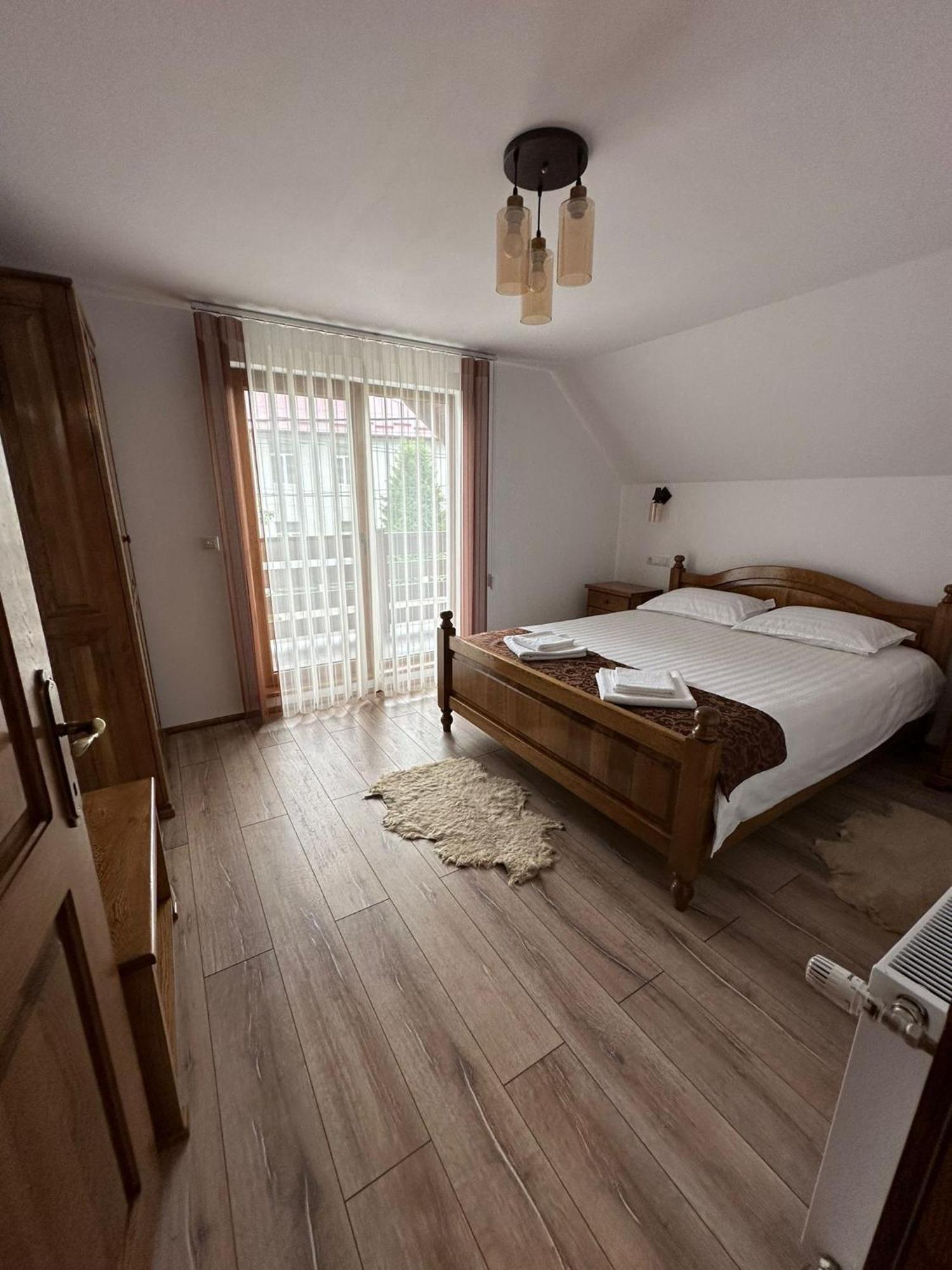 Casa Dacului Hotel Petrova Екстериор снимка
