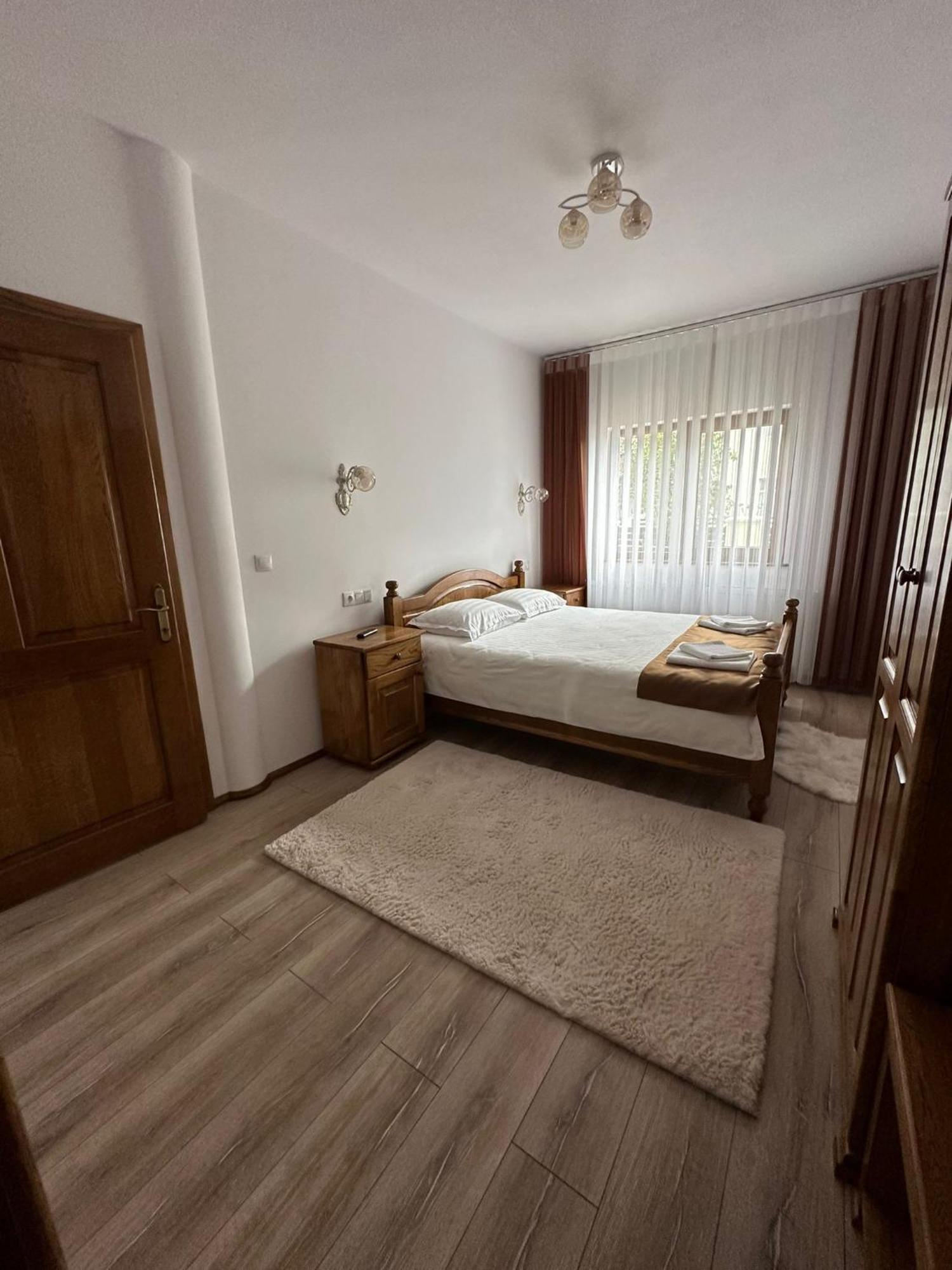 Casa Dacului Hotel Petrova Екстериор снимка
