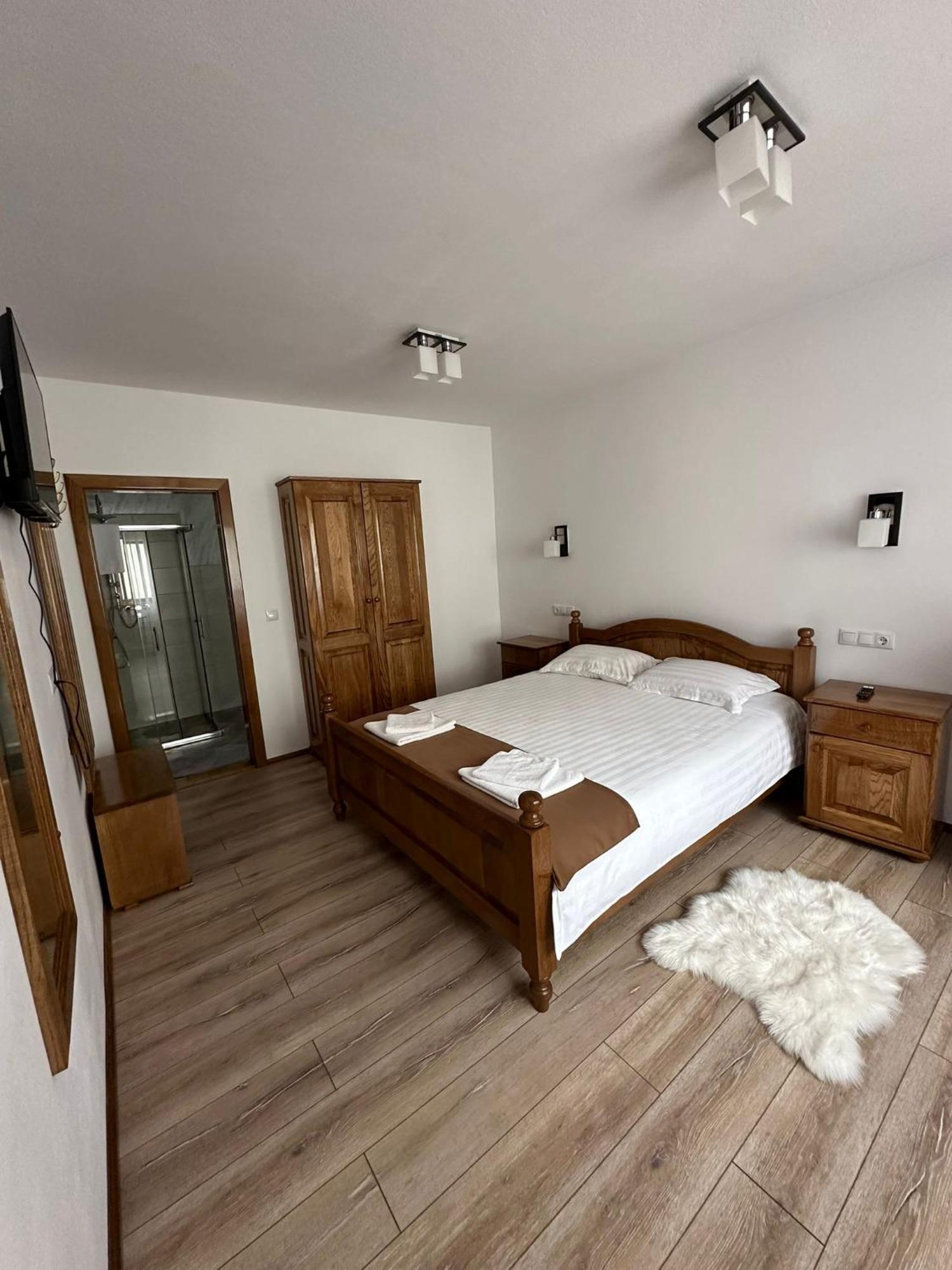 Casa Dacului Hotel Petrova Екстериор снимка